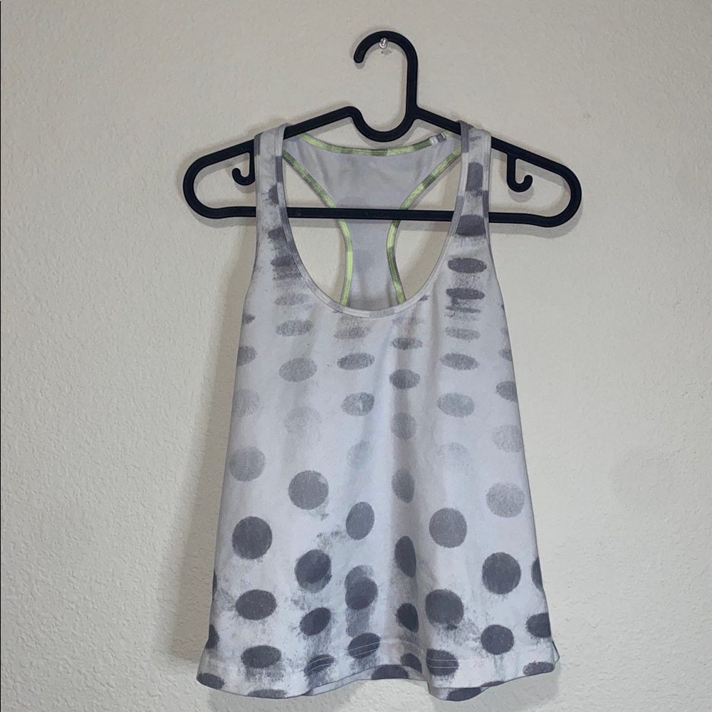 🛍️Lululemon Cool Racerback tank top in the "Seaside Dot" print! - Picture 3 of 9